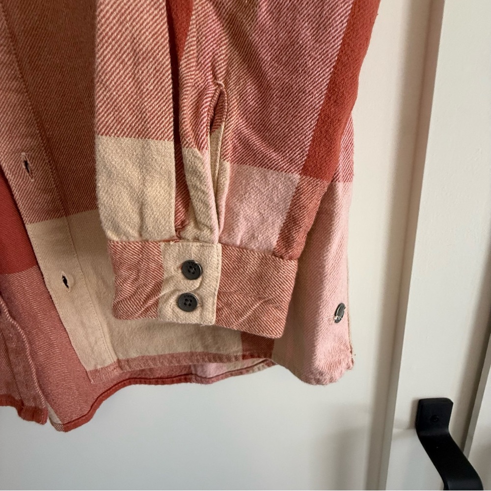 Roxy Let it Go Flannel - Picture 6 of 7